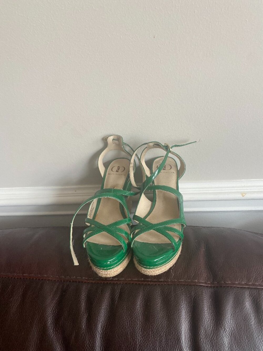 KELSI DAGGER  SANDALS.